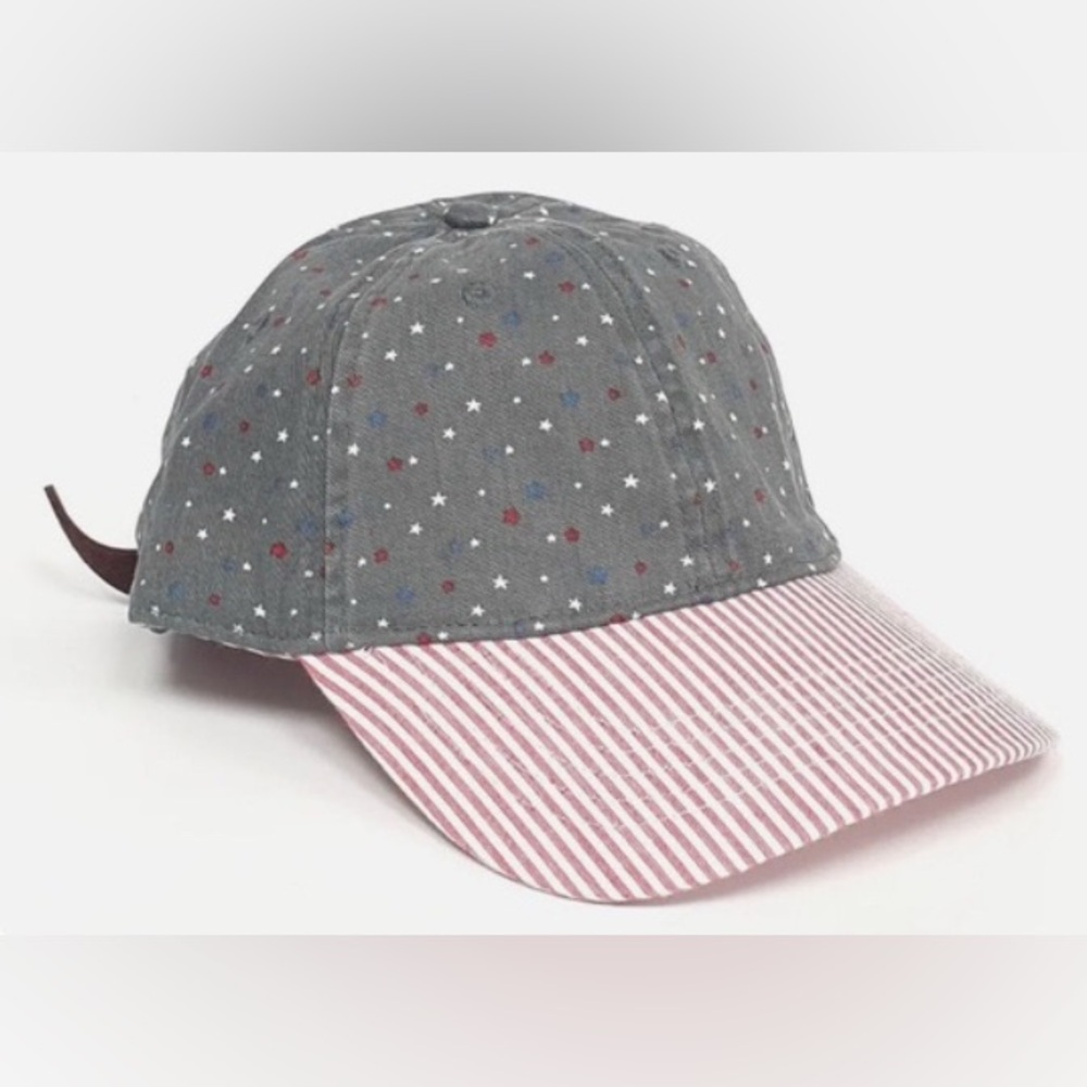 Gray Star Pattern Cap with Striped Brim